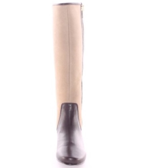 Gifted! Lola Cruz shearling lined flat boot - Picture 3 of 3